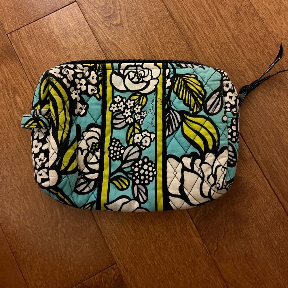 Vera Bradley cosmetic bag